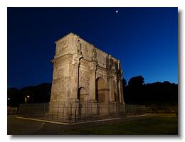 2011 05 08 Rome - Arch of Constantine at night